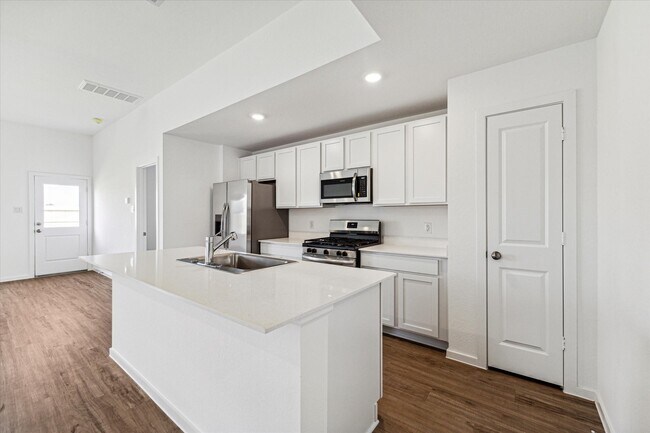 Photo - 9923 Oakheath Blf Dr