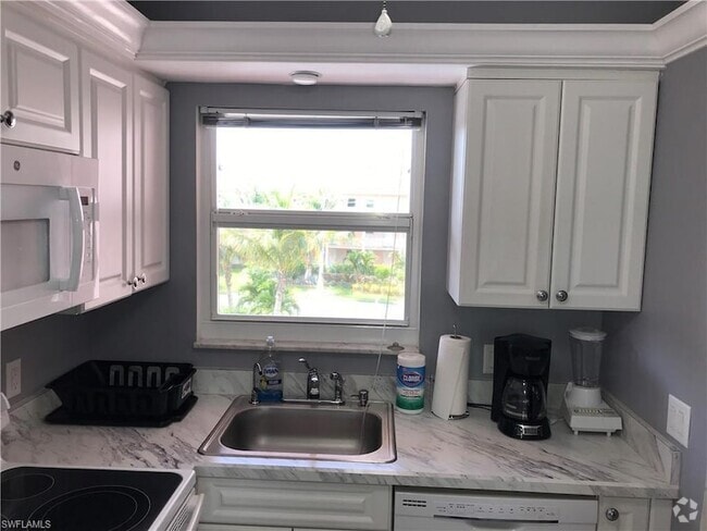 Building Photo - 225 Turtle Lake Ct Unit 301 Rental