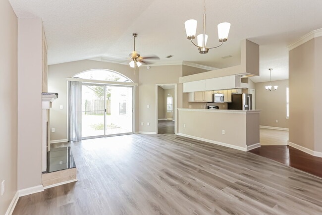 Photo - 1169 Creeks Ridge Rd