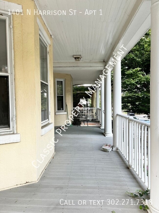 Photo - 1401 N Harrison St Unit Apt 1