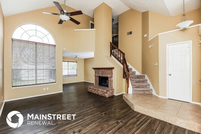 Photo - 2411 Bennington Dr