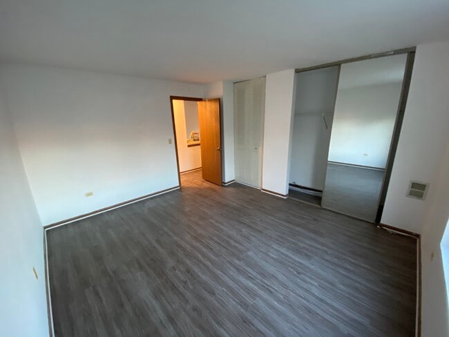 Building Photo - 716 Prescott Dr Unit 108