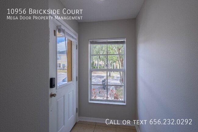 Photo - 10956 Brickside Ct