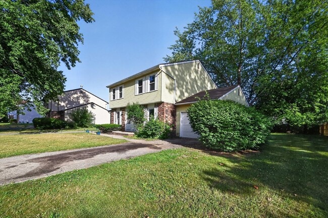 Photo - 6839-6841 Woodlake Unit 6841