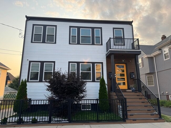 Building Photo - 70 Reed St Unit 1