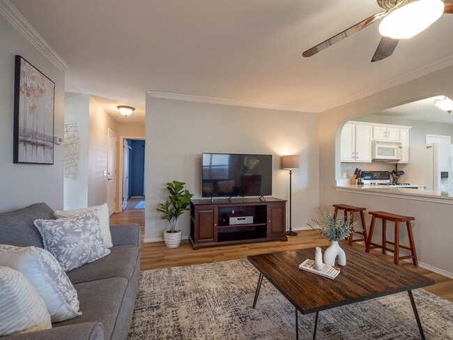 Photo - 9610 Dalewood Dr