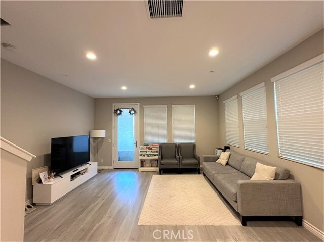 Photo - 5861 Rostrata Ave