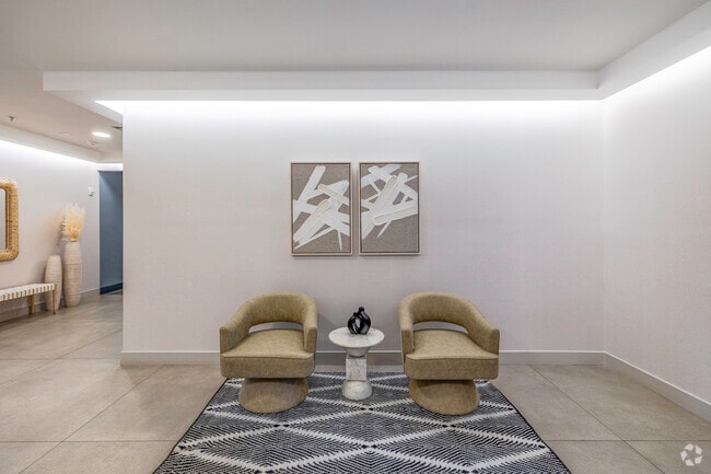 Lobby - Lakeside Residence