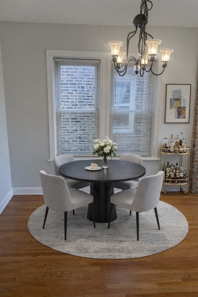 Photo - 2546 W Iowa St