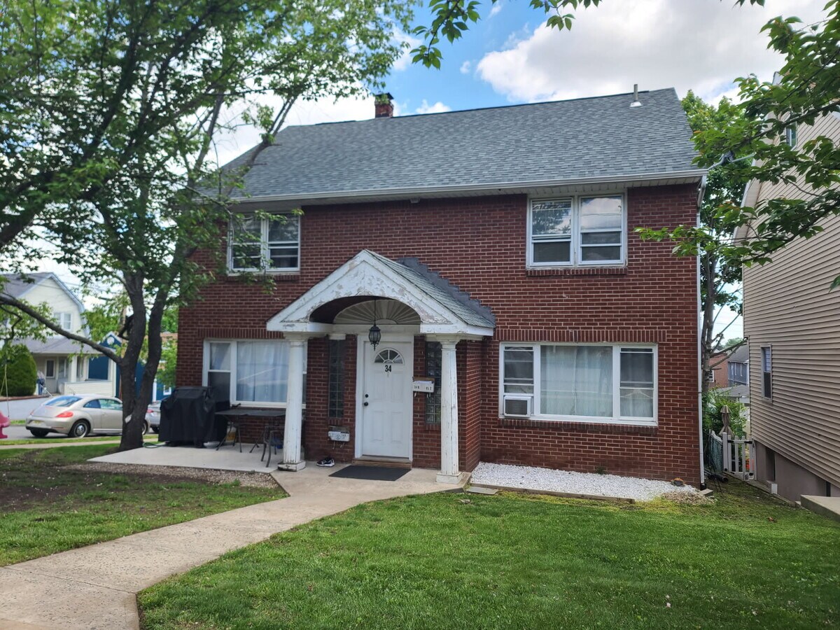 Photo - 34 Vernon Ave Apartments Unit #2