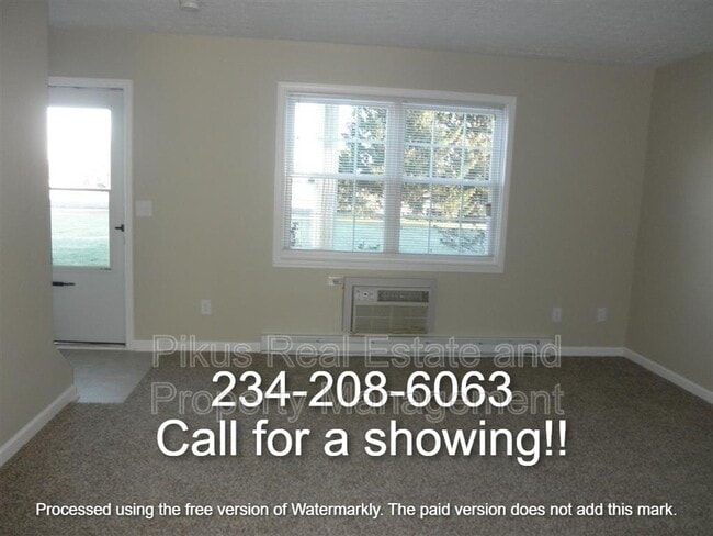 Photo - 1040 Smith Kramer St NE