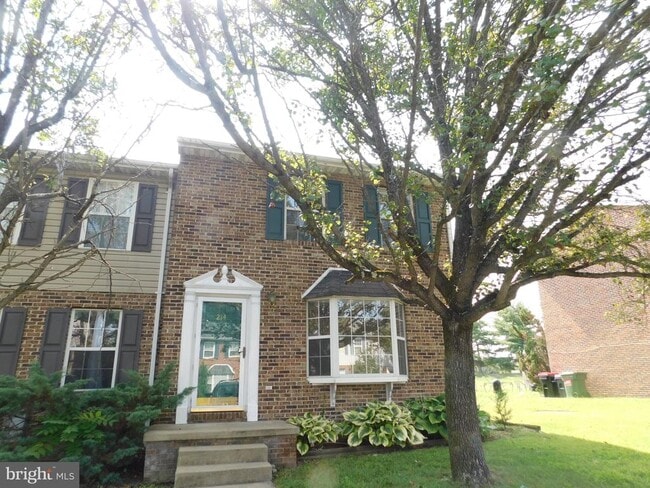 Building Photo - 214 Banbury Terrace