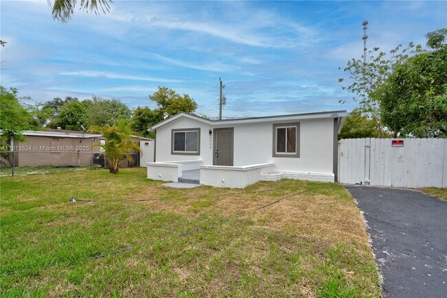 Photo - 6044 SW 37th St