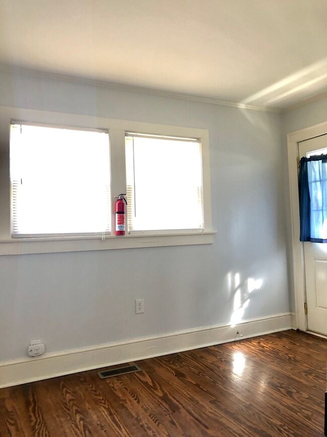 Photo - Adorable Bungalow with 2BR/1BA in Greer - desirable neighborhood in Greenville County - close to ...