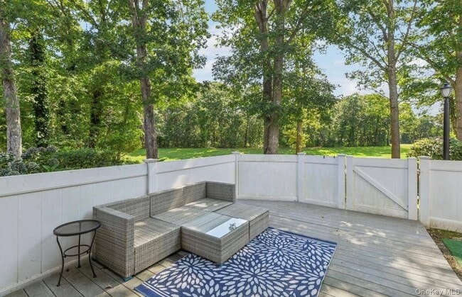 Photo - 598 Blue Ridge Dr