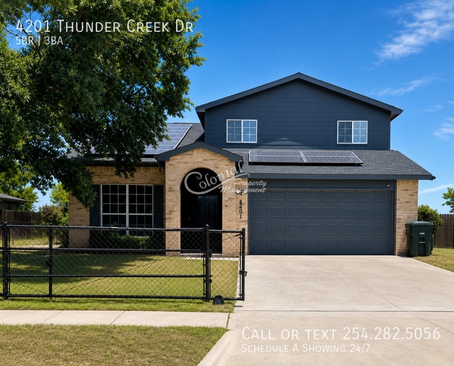 Building Photo - 4201 Thunder Creek Dr