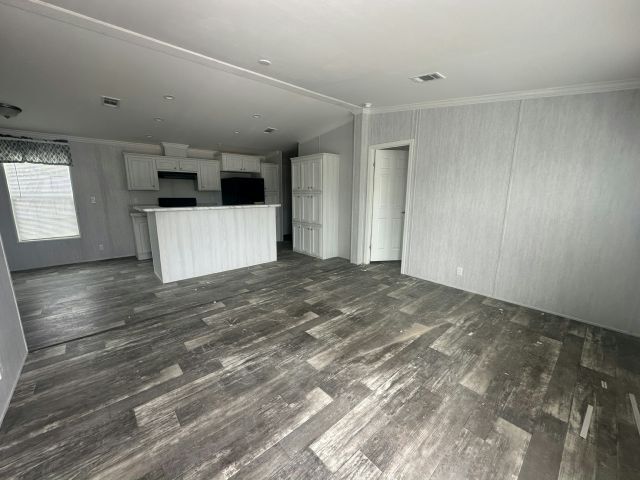 Building Photo - 2025 Bren Mar Ct