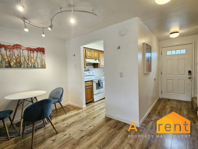Photo - Fully Furnished Private Setting Townhouse, 2 Bedroom- 1.5 Bathroom, centrally located in Ashland
