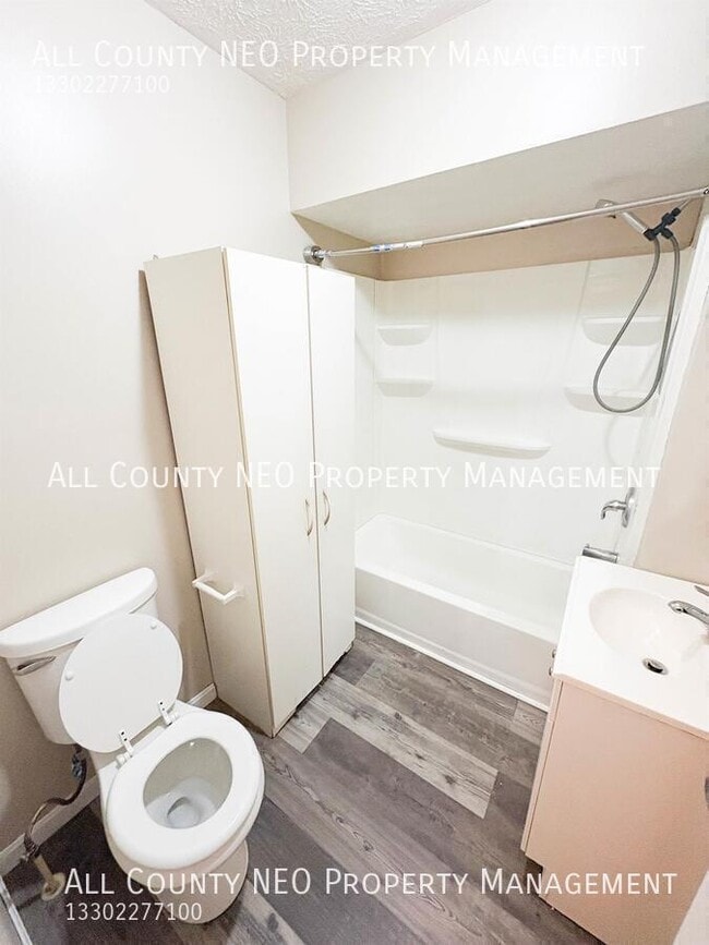 Photo - 1247 Grand Blvd