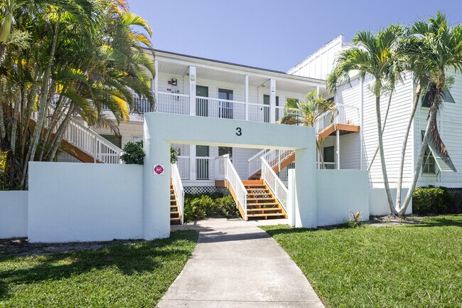 Building Photo - 184 Cypress Point Dr Unit 184
