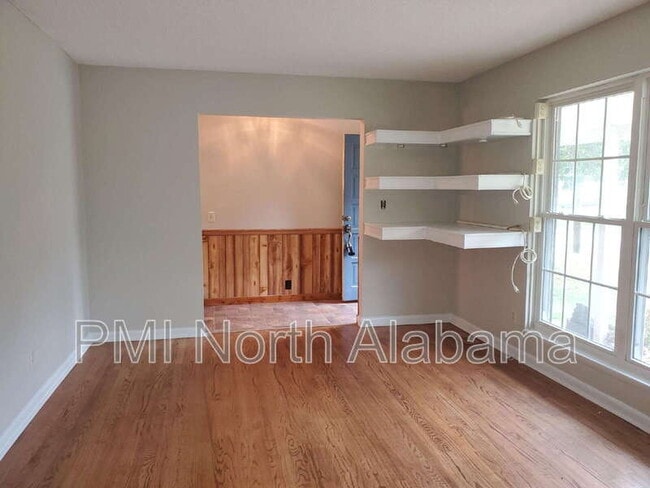 Photo - 3017 Deerfield Rd NW