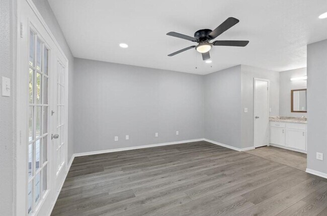 Photo - 18767 Glen Briar Ln