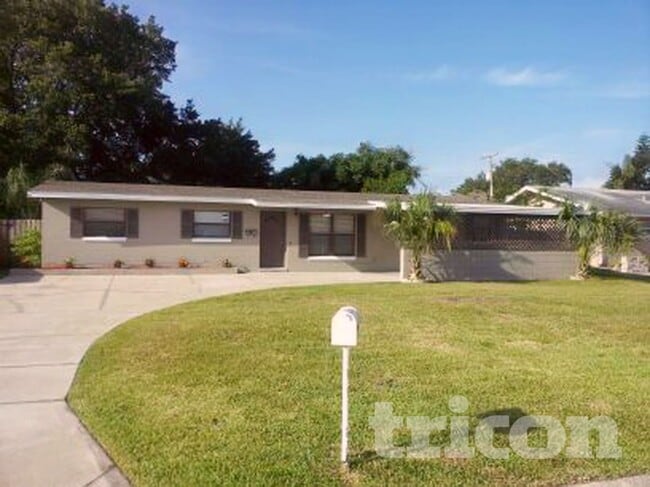 Photo - 1122 Ibsen Ave