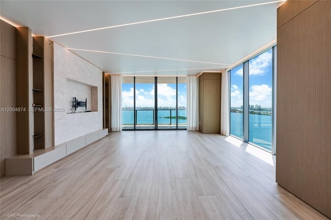 Photo - 788 NE 23rd St Unit 2401