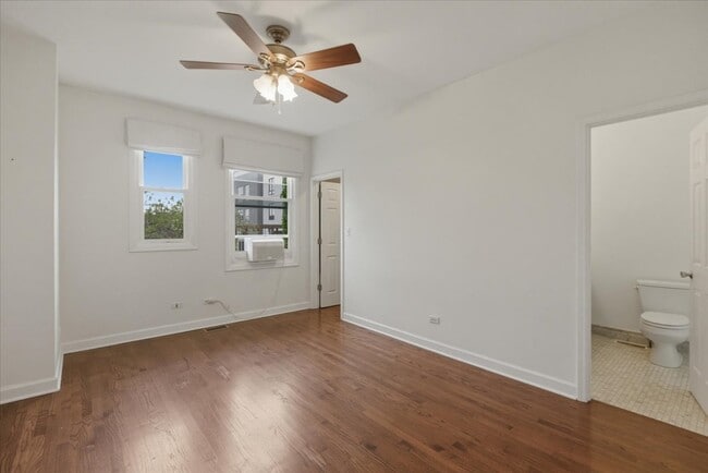 Photo - 745 N Wood St