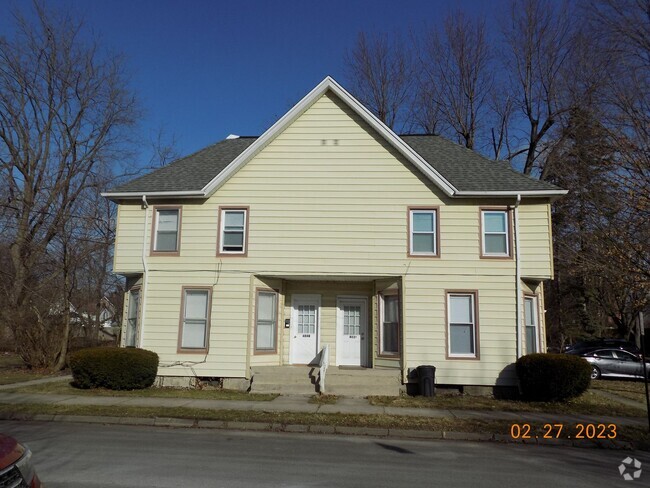 Building Photo - 402-404 W. Fifth St Unit 404-A Rental