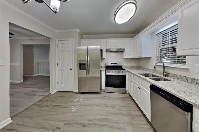 Photo - 4244 Akins Ridge Ln