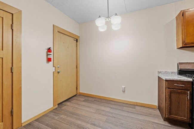 Photo - Updated 1-Bath 1-Bed Unit - Available Now! Unit 6