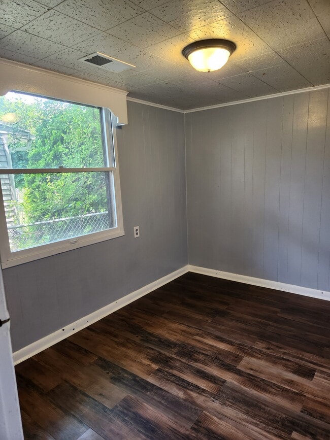 Photo - 803 W Donaldson Ave