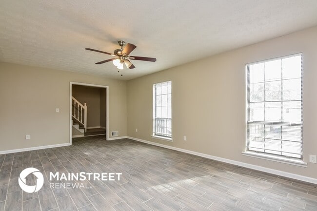 Photo - 4466 Chartley Pl