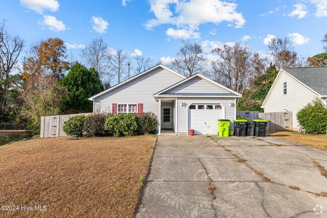 Building Photo - 132 Oakley Dr Rental