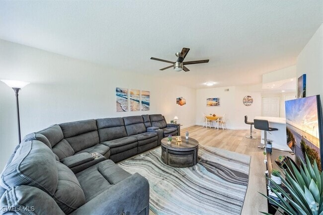 Building Photo - 6914 Satinleaf Rd N Unit 103 Rental