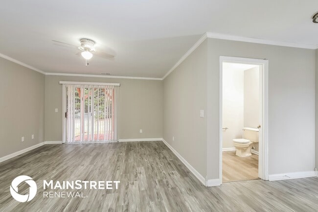 Photo - 440 Corbin St
