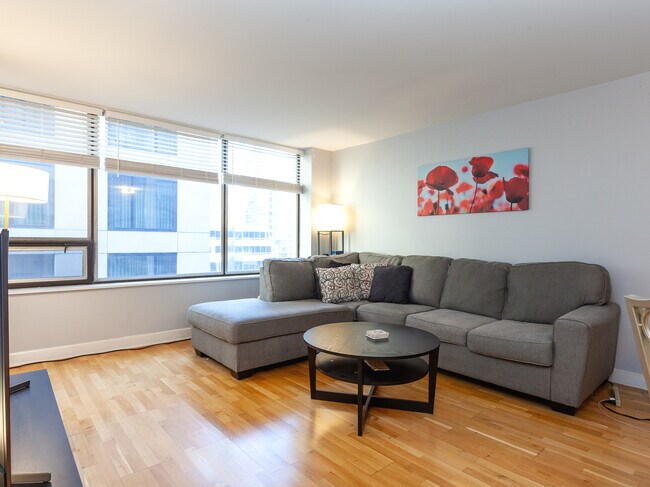 Photo - 233 E Erie St Unit 1907