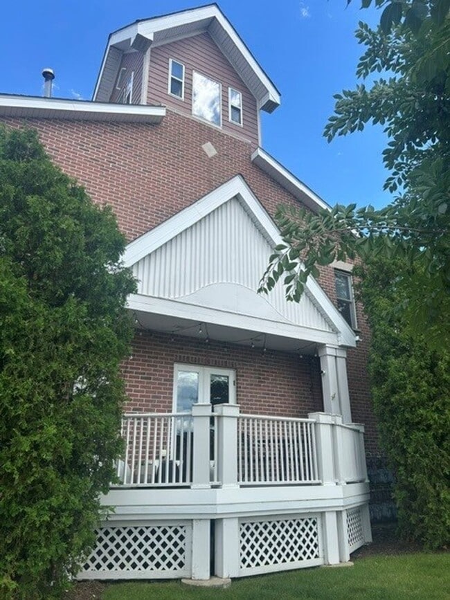 Photo - Beautiful 3 bedroom townhome in Harbor Park! More Photos Coming Soon