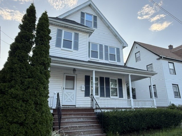 Photo - 7 Spruce St