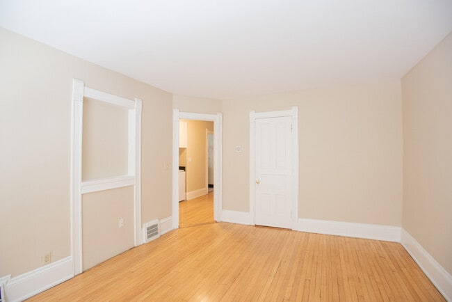 Photo - 2728 N Murray Ave Unidad Upper