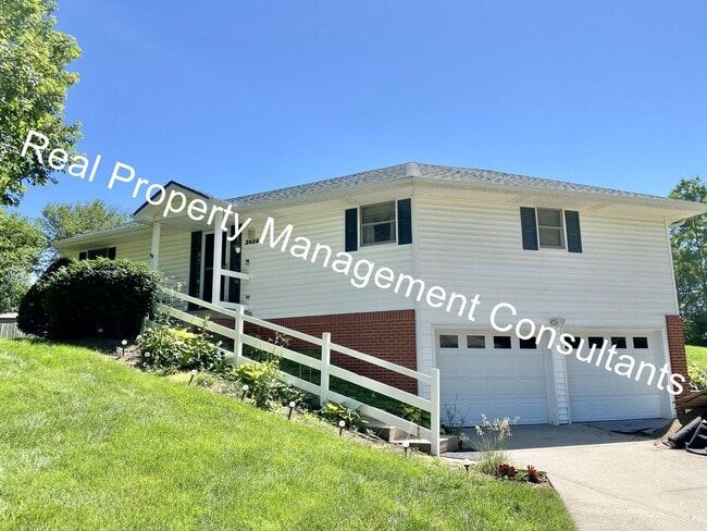 Photo - Custom Home in Liberty with 3rd Non-conforming Bedroom