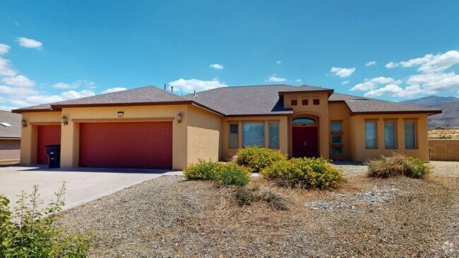 Building Photo - 825 Shiprock Rental