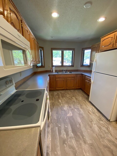 Photo - 601 E 57th St