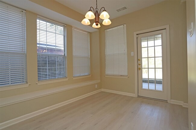 Photo - 7534 Orchard Hills Ln