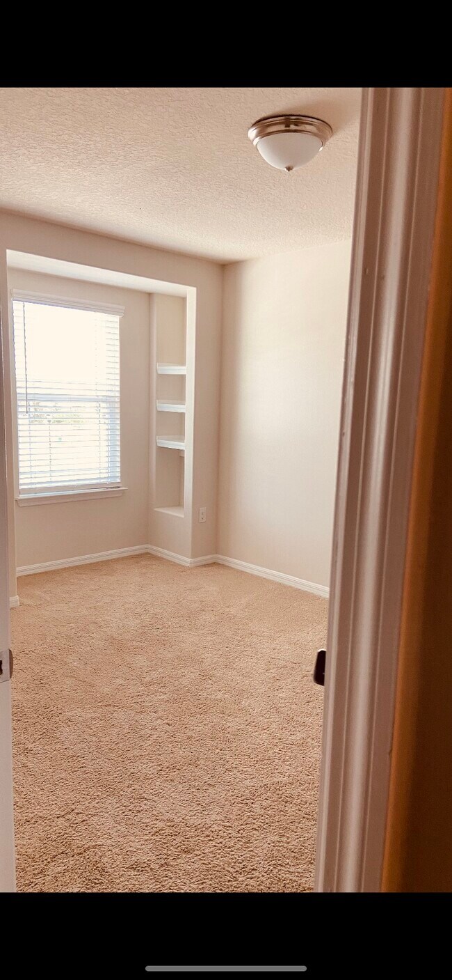 Photo - 2713 Giardino Loop