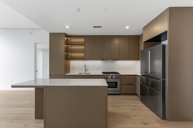 Building Photo - 610 Davis St Unit 2204