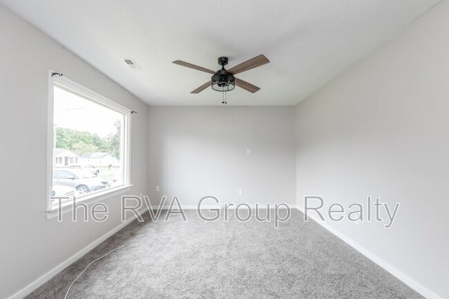 Photo - 201 Evergreen Ave