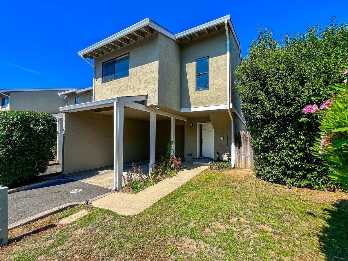 Adobe Creek Apartments - Adobe Creek Apartments