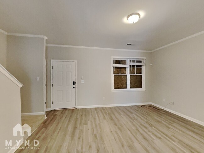 Photo - 2818 Laurel Ridge Cir